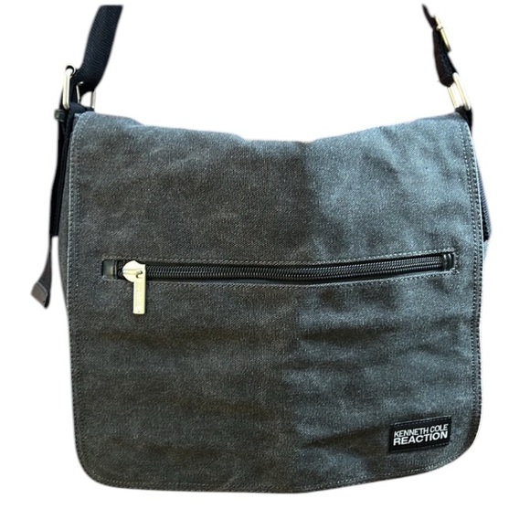 Kenneth Cole Reaction, Canvas laptop, book bag messenger bag NWOT gender neutral - Picture 16 of 17